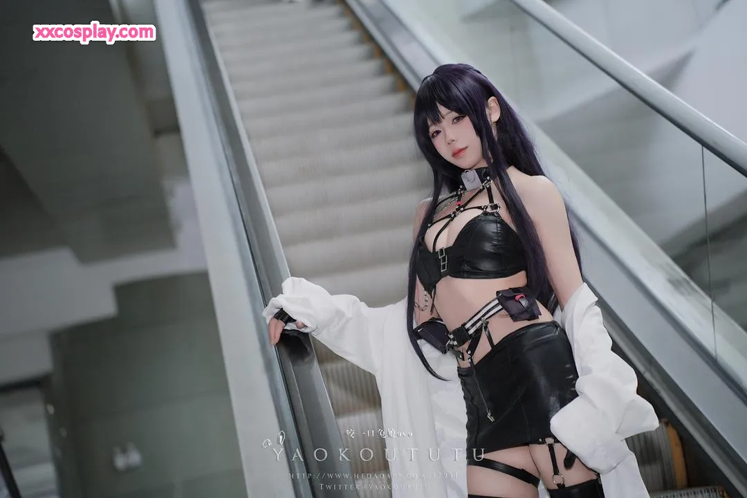 Yao Yi Kou Tu Niang as Mihara: Comic Con 'Roast Whole Rabbit Exclusive Side Dish'